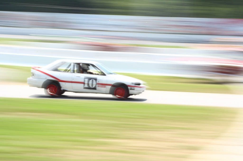 Illustration for article titled The 24 Hours Of LeMons New England 2009 Über Gallery, Part 1